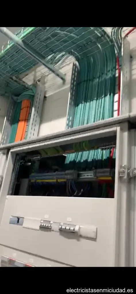 Revolucion Instalacion Electricas S.L