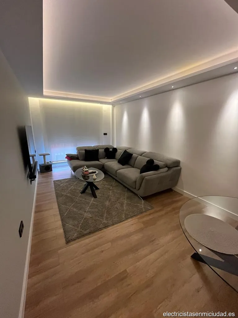 ROMAGA - Instalaciones electricas. Mantenimiento industrial.