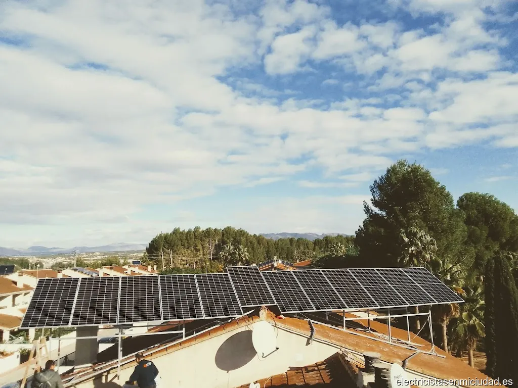 MONTAJES ELECTRICOS TOMAS