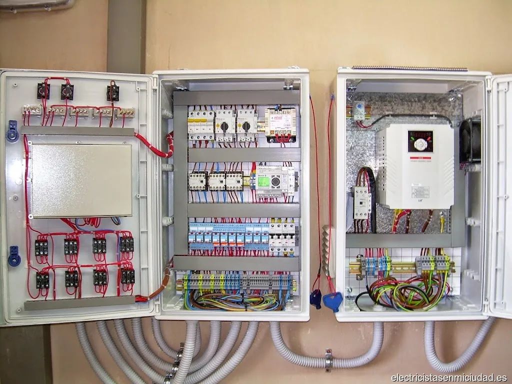 ELECTRICIDAD Y CLIMATIZACION HERMANOS CANOVAS