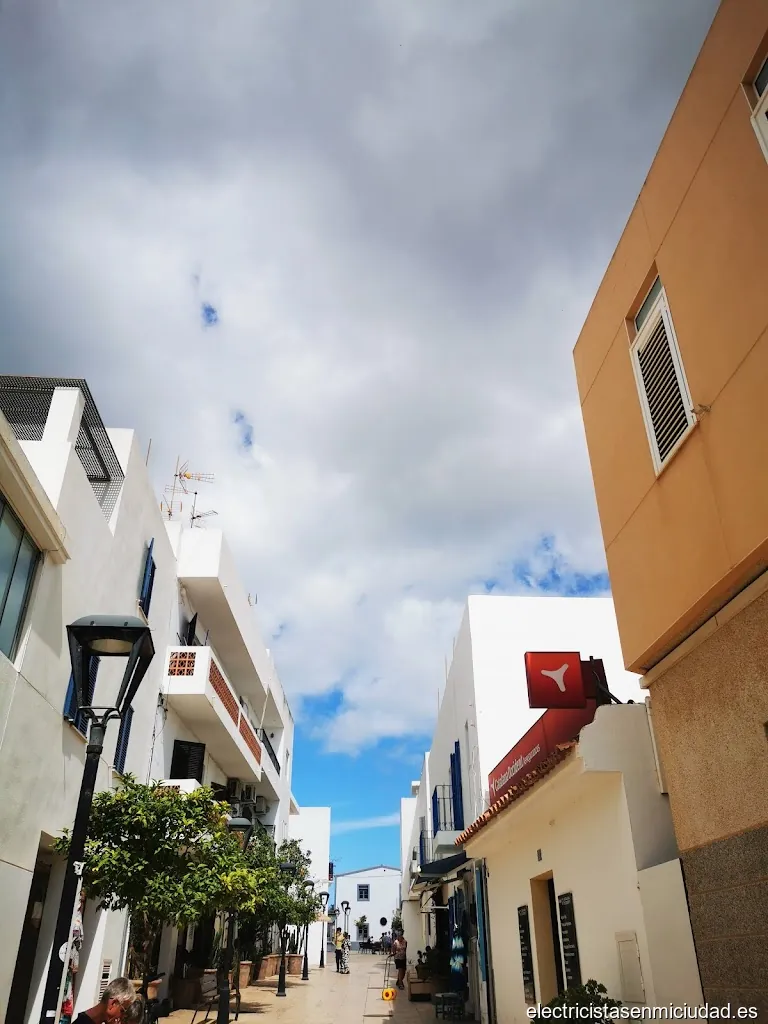 Montajes Eléctricos Vicent Sala S L