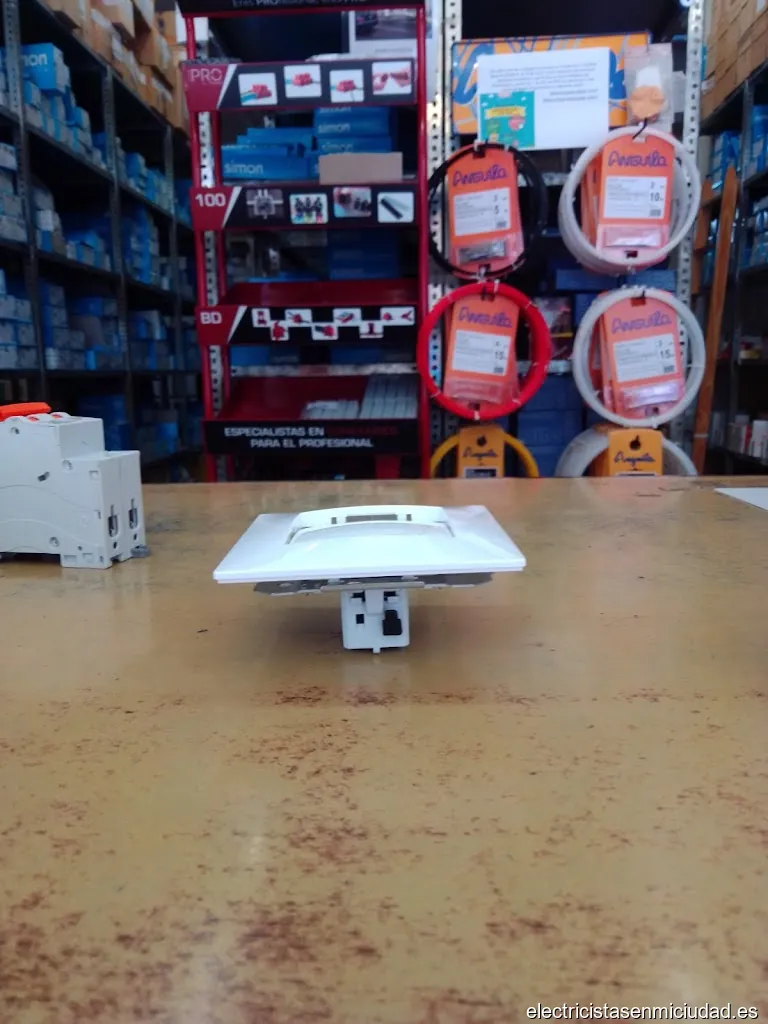 SUMINISTROS ELECTRICOS JOYSA SL