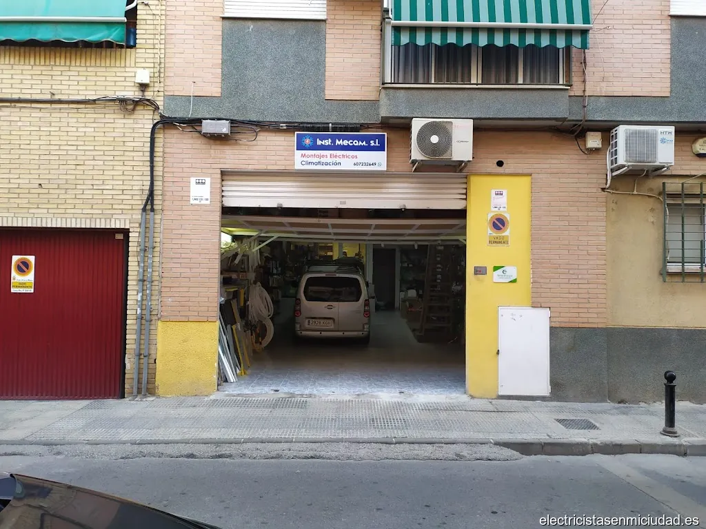 Instalaciones Mecam | Instaladores eléctricos en Puente Tocinos, Murcia, climatización, automatismos, alumbrados, instalaciones fotovoltaicas