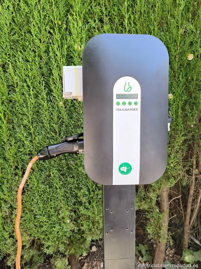 Recarga Coches Sevilla SLU Instalacion puntos recarga Coche VE