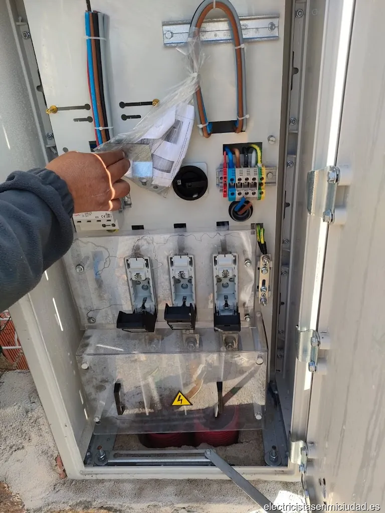 Electricistas Patrick Soluciones en Madrid