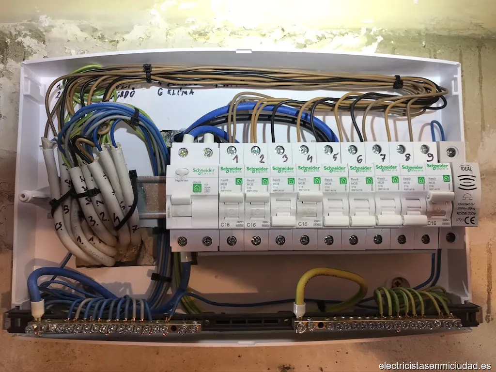 DiniSol Electric # Electrical Services