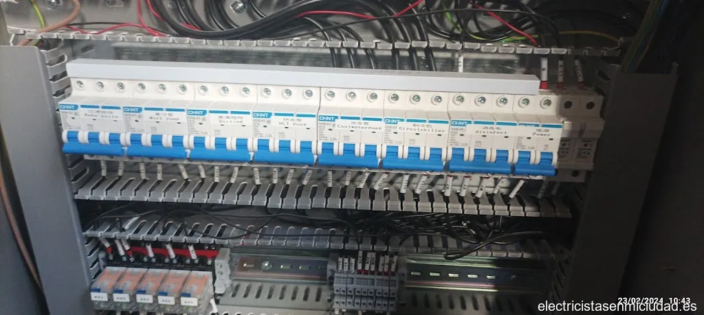 Electricista autorizado UNOTECNICO