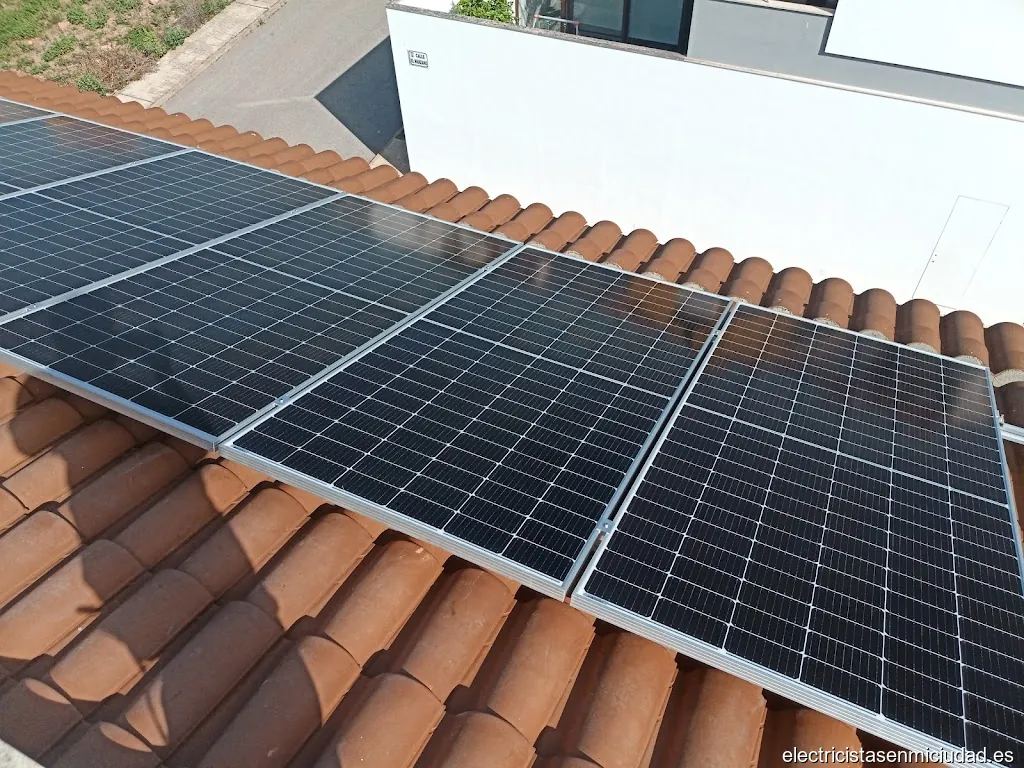 Montajes Eléctricos CGM