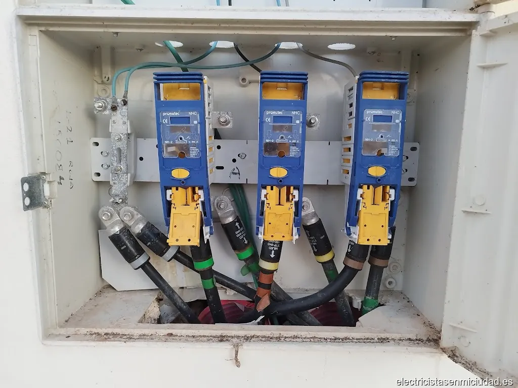 Instalaciones Eléctricas | ALZITEGAR