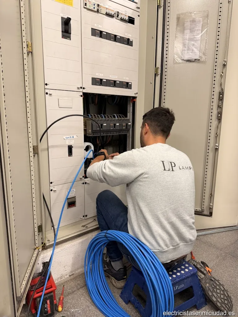 Lamper Instalaciones y Mantenimiento S.L