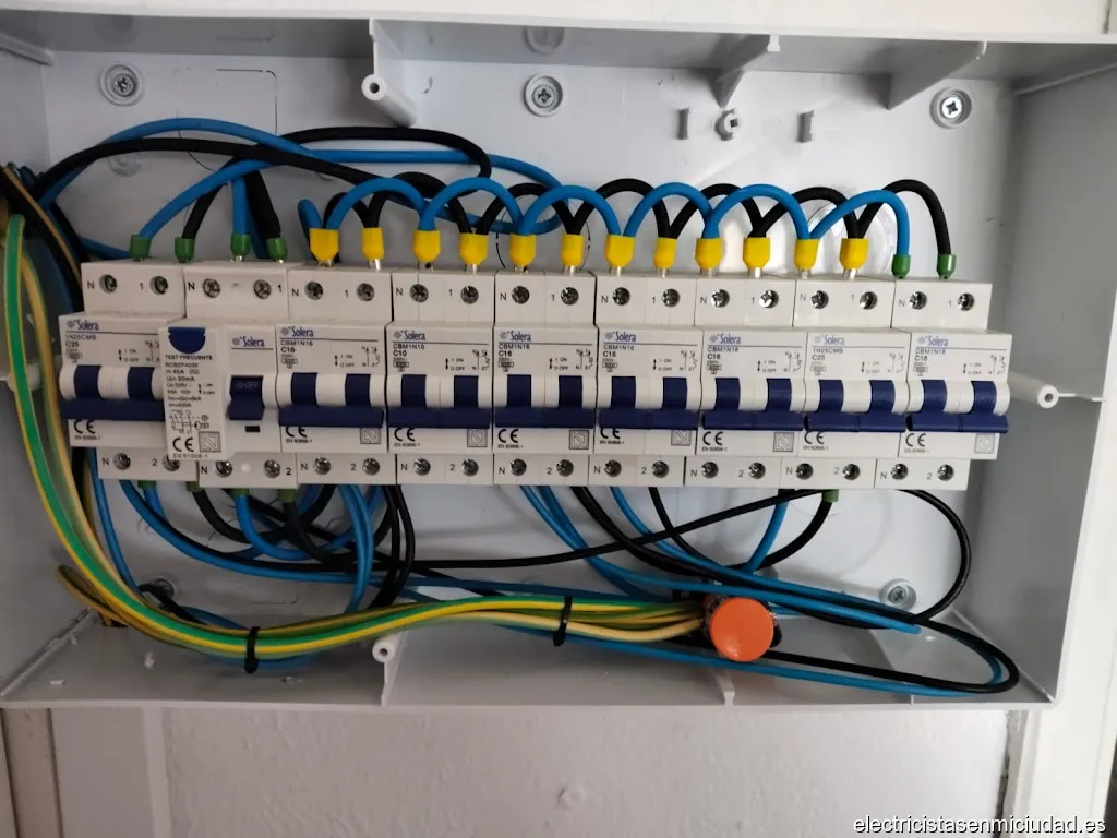 Electricista de Urgencias y Averias en Gran Canaria, Fotovoltaica y Renovables - Simone Delvento