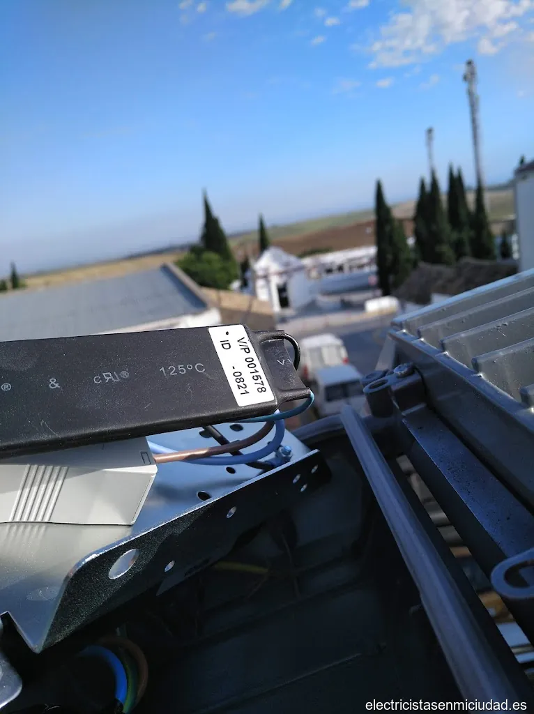 Madriles Carmona Pozo, S.S.L.