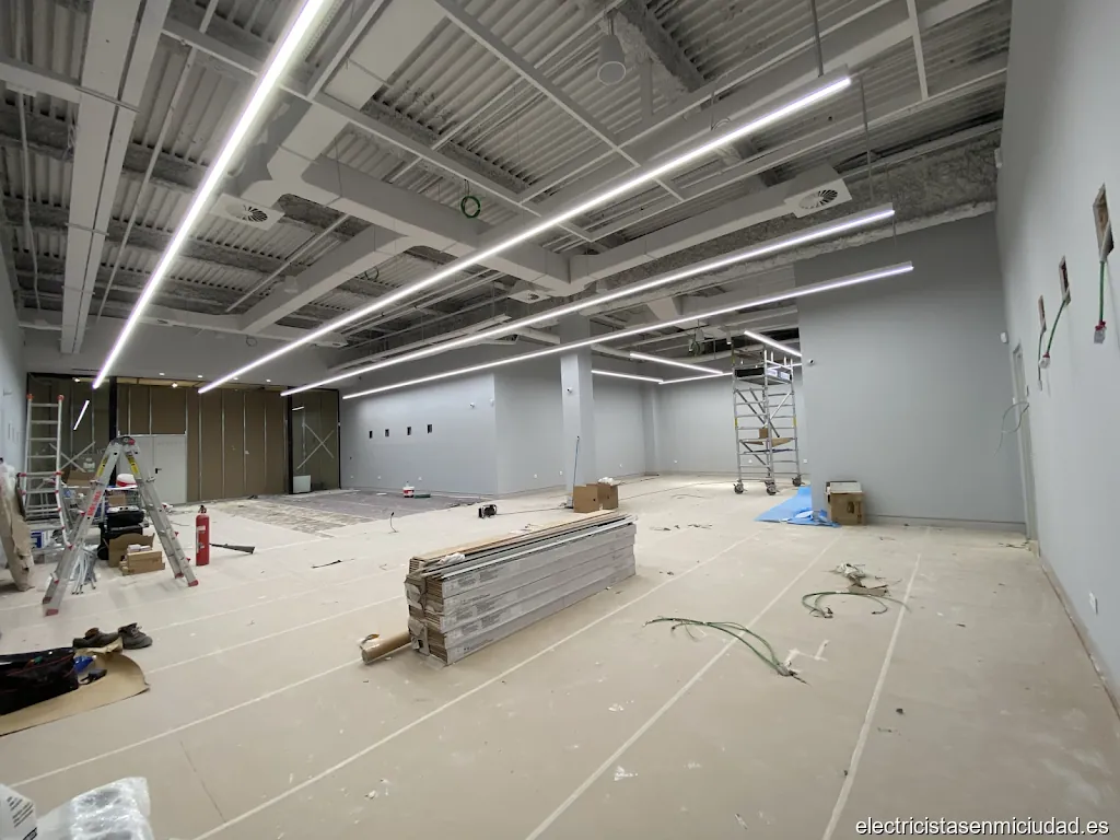 MOLINA INSTALACIONES ELECTRICAS SL