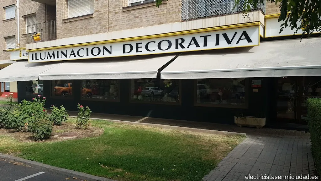 Iluminación e Instalaciones Eléctricas Sierra,S.L.