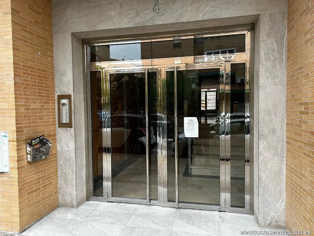 Electro-Prados Granada S.L.